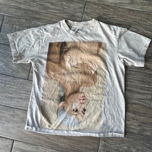 Ariana Grande 2018 Sweetener beige t-shirt